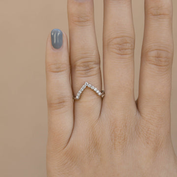0.20ct Round Cut Moissanite Diamond Chevron Wedding Band