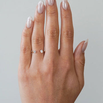O.3CTW Round and Emerald  Cut Moissanite Unique Wedding Band